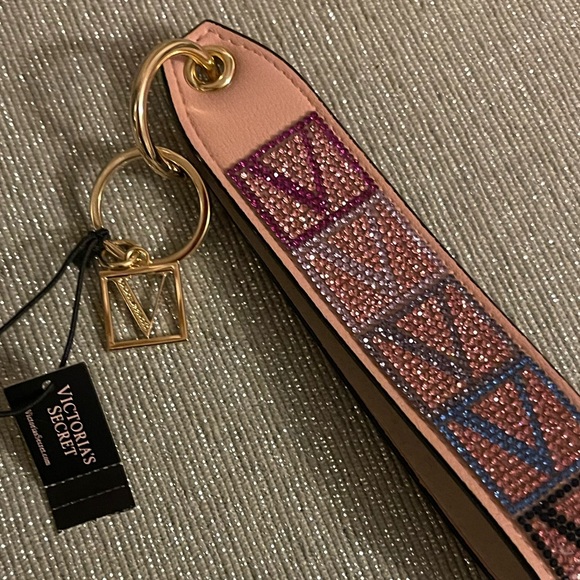 Wristlet Strap Keychain - Picture 4 of 4